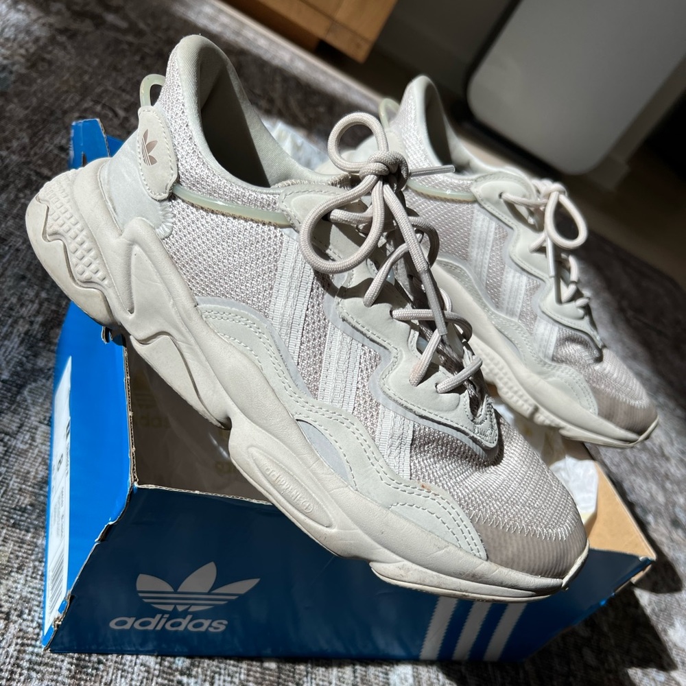Adidas Ozweego women’s sneakers size 8